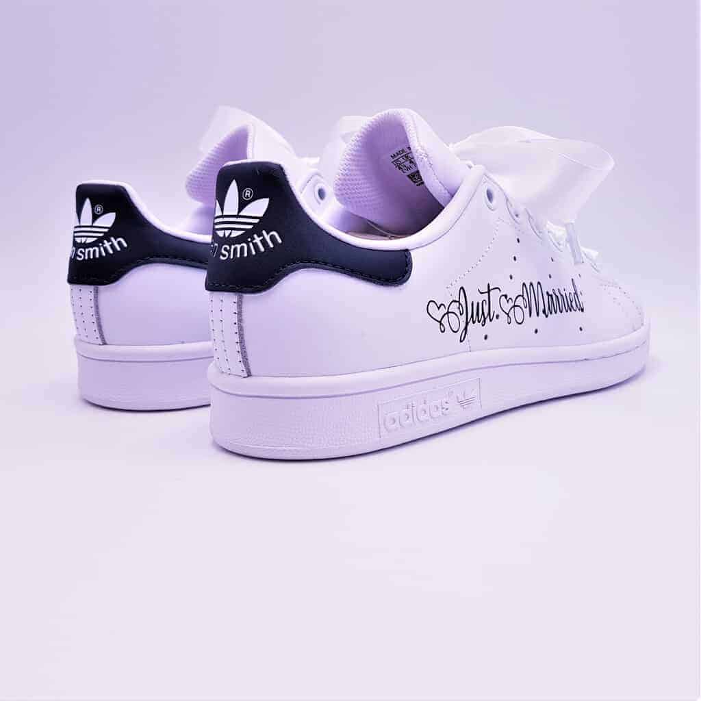 Khedni 3a Beirut Sneakers (White) – Boho Shoes