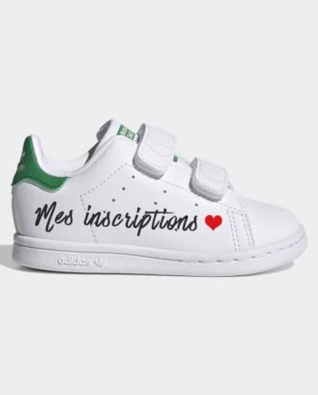 An inscription followed by a pattern on the Adidas Stan Smith kids