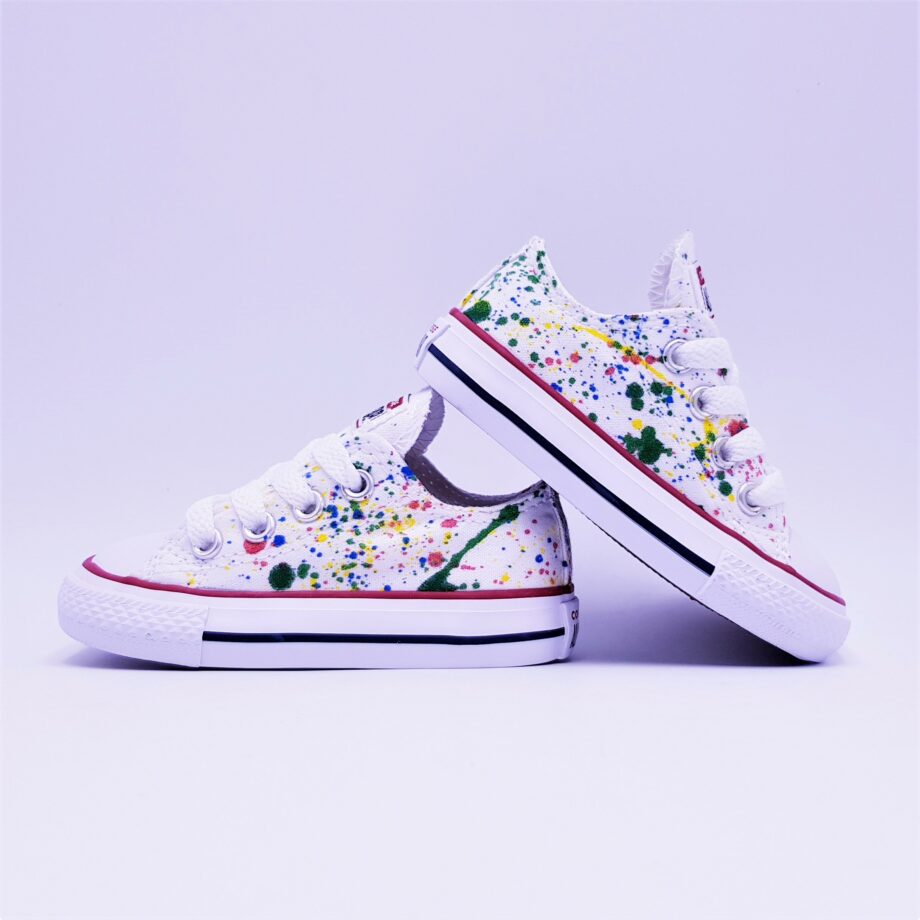 Add some color to your child's outfit with the Converse Color Splash Kids
