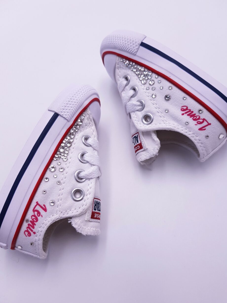 Les Converse Swarovski Galaxy kids sont des chaussures pour les enfants trop mignonnes !