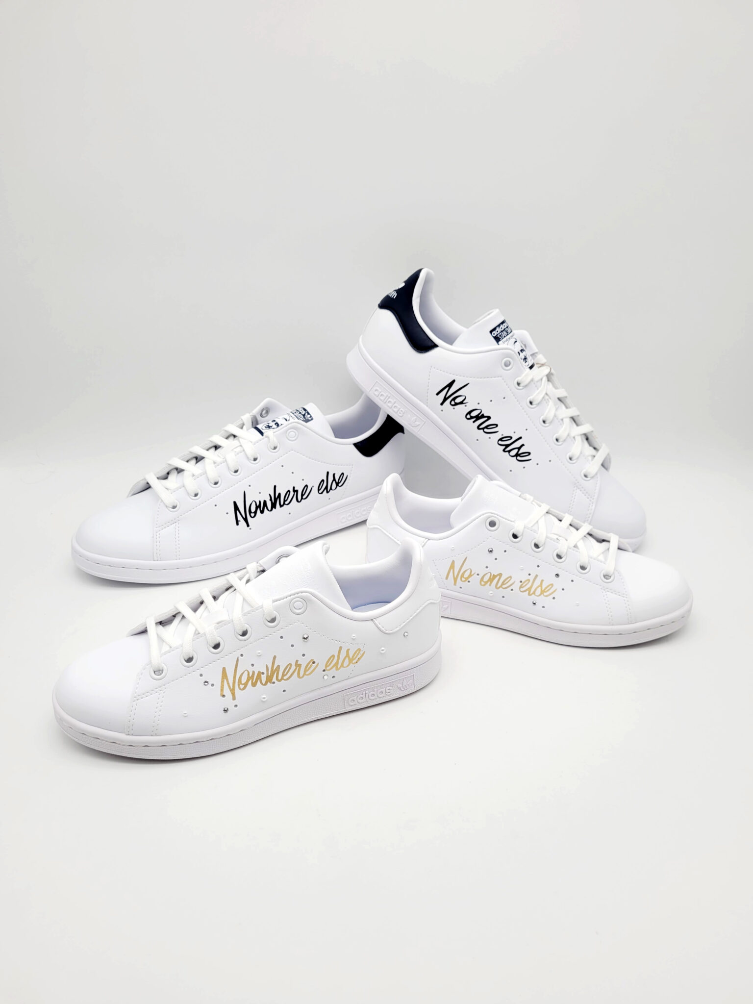 Des chaussures personnalisées en commun pour les futurs mariés | Double ...