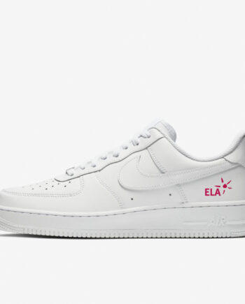 Soutenez l'association ELA en personnalisant cette paire de baskets Nike air force one avec le logo de l'association !