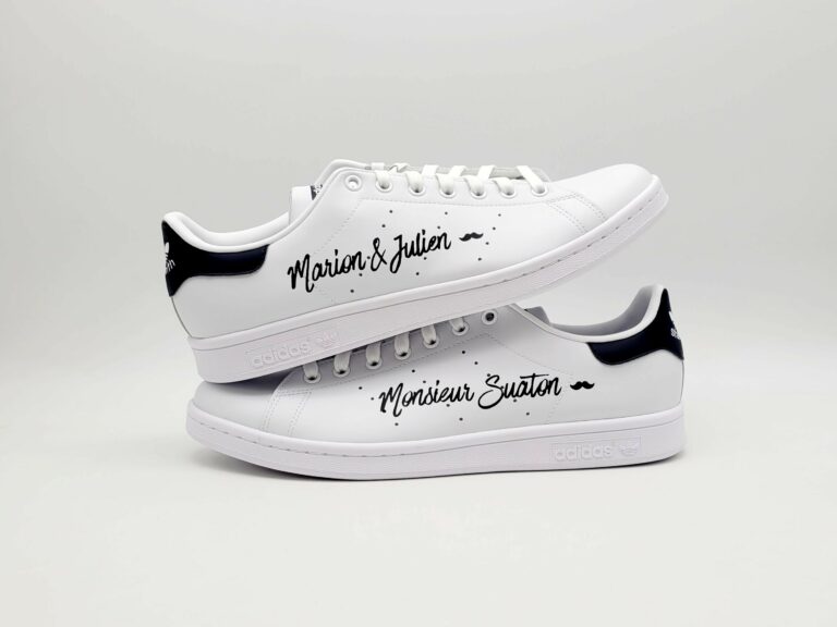 Choose personalized sneakers to add a touch of originality to your wedding outfit