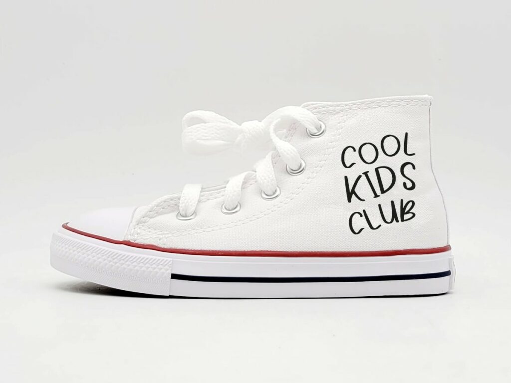 Des baskets originales pour les mini faisant partie du "Cool Kids Club"